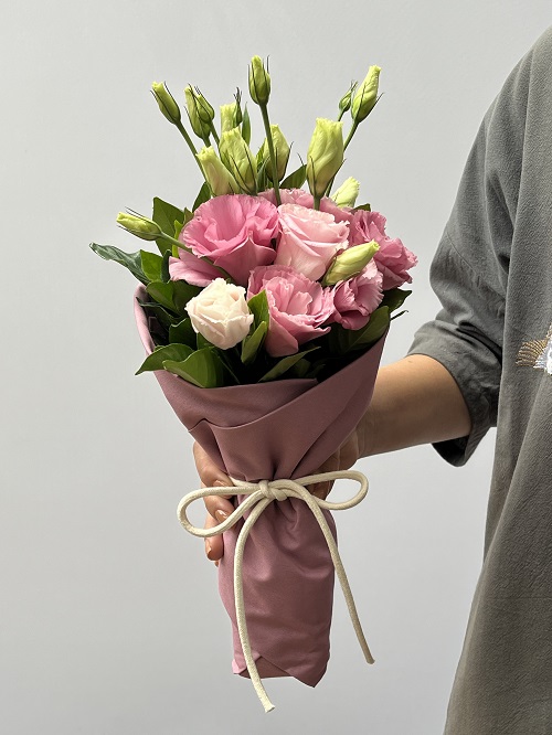 Yura - Buquê de Lisianthus Rosa